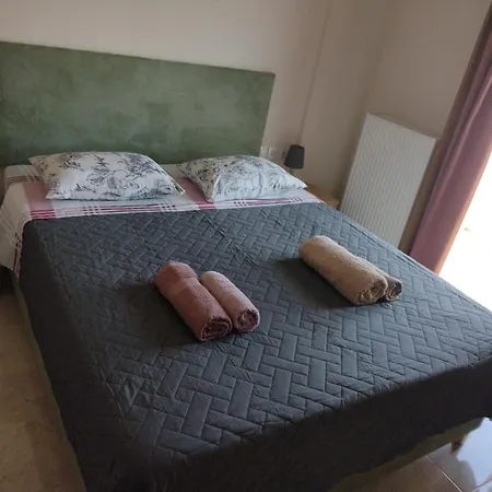 شقة 